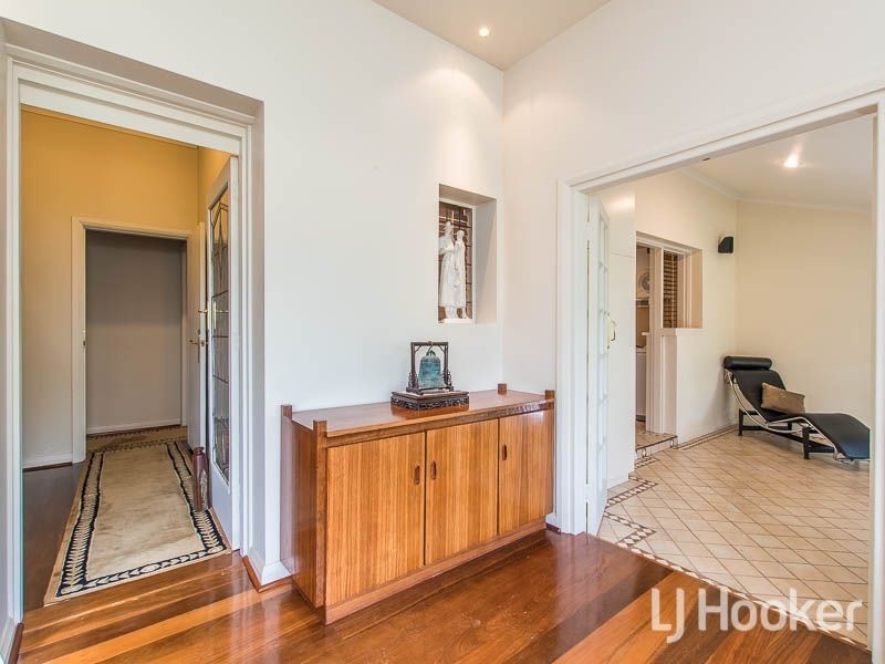 5 Klem Avenue, Manning WA 6152