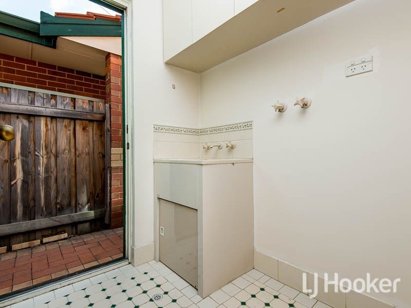 19 Oswald Street, Victoria Park WA 6100