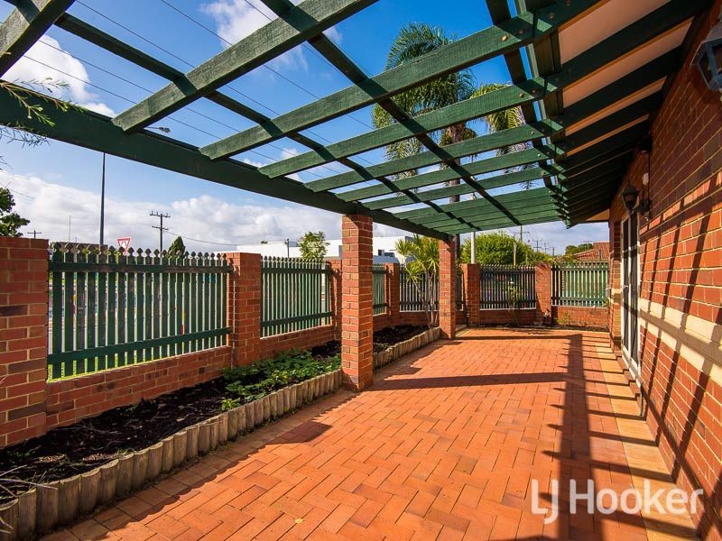 19 Oswald Street, Victoria Park WA 6100