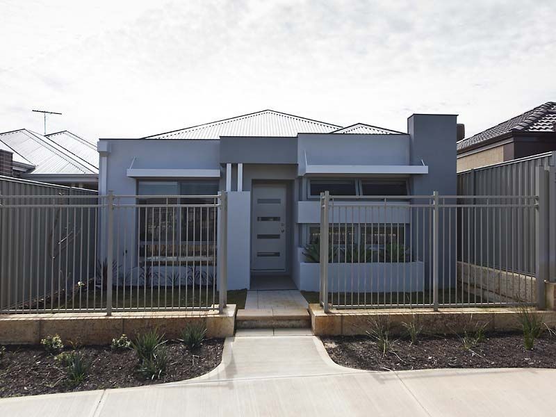 3 Egrove Lane, Piara Waters WA 6112