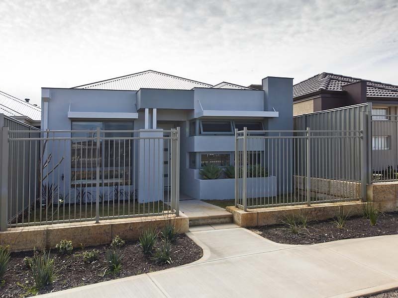 3 Egrove Lane, Piara Waters WA 6112
