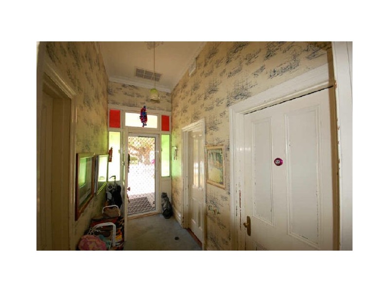 55 Gloucester Street, Victoria Park WA 6100