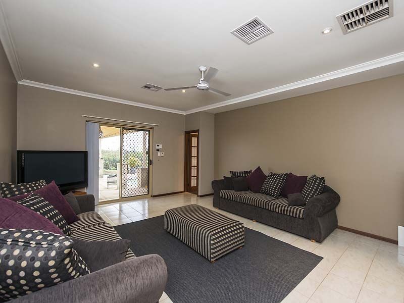 7 & 9 Stephen Street, Orange Grove WA 6109