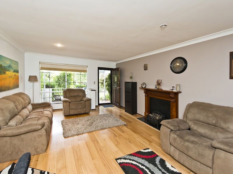 8/9 Manley Street, Cannington WA 6107