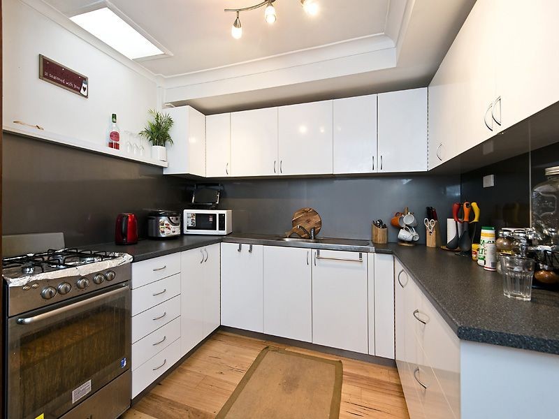 8/9 Manley Street, Cannington WA 6107