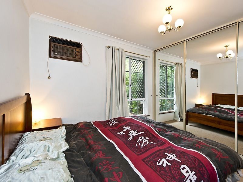 8/9 Manley Street, Cannington WA 6107