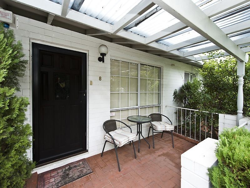 8/9 Manley Street, Cannington WA 6107