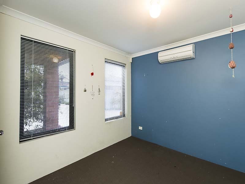 33A Wyndham Street, St James WA 6102