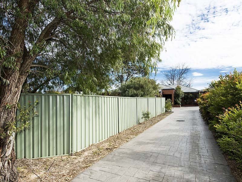 33A Wyndham Street, St James WA 6102