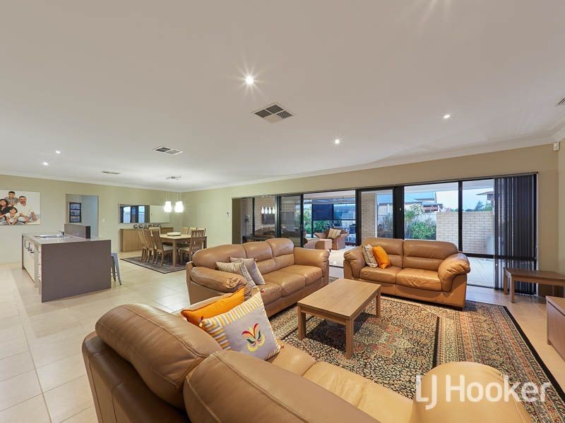 77 Copperback Circle, Huntingdale WA 6110