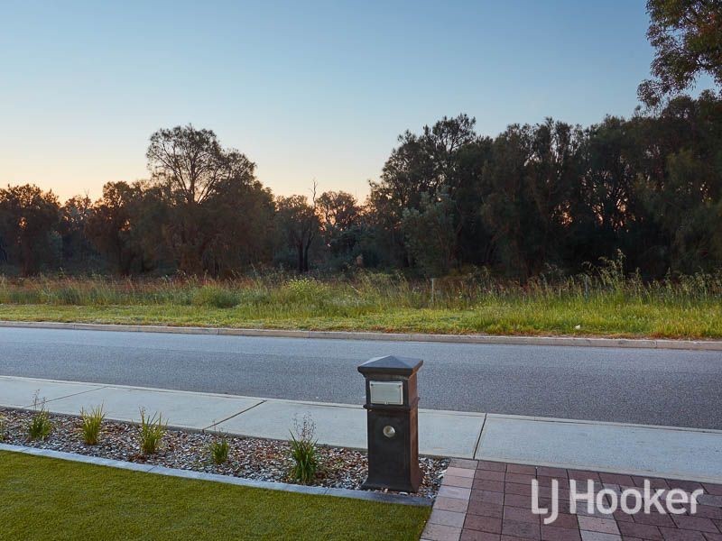 77 Copperback Circle, Huntingdale WA 6110