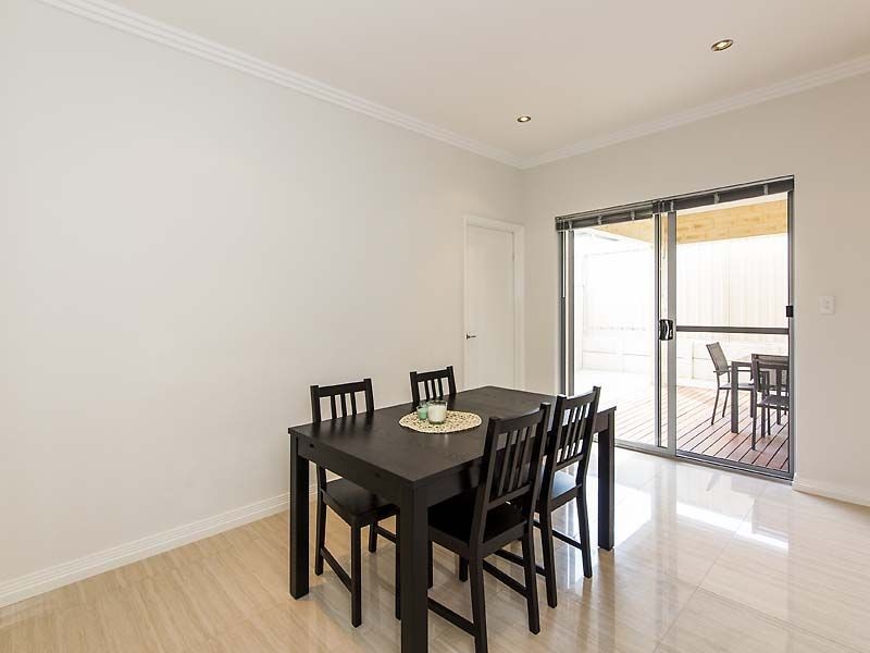 42B St Albans Road, Nollamara WA 6061