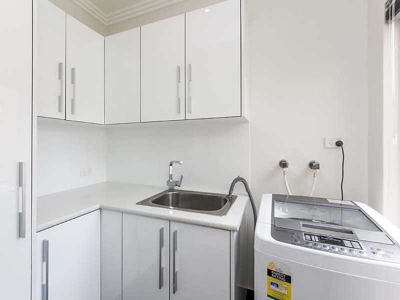 42B St Albans Road, Nollamara WA 6061