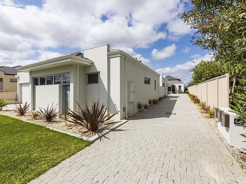42B St Albans Road, Nollamara WA 6061