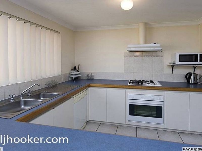 1/19 Holton Way, Cannington WA 6107