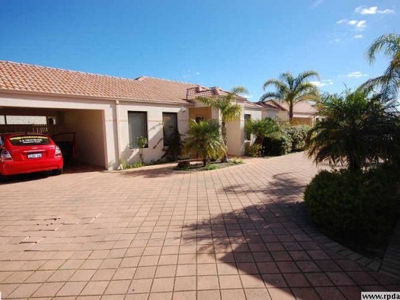 1/19 Holton Way, Cannington WA 6107