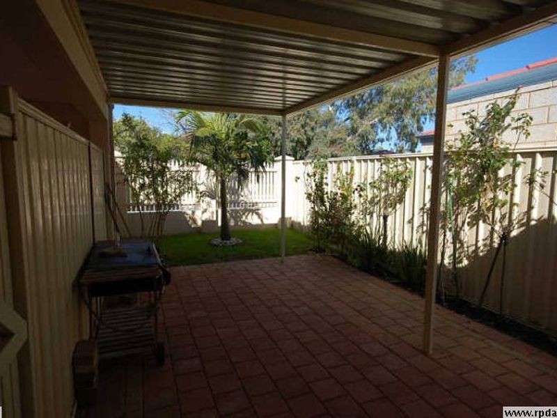 1/19 Holton Way, Cannington WA 6107