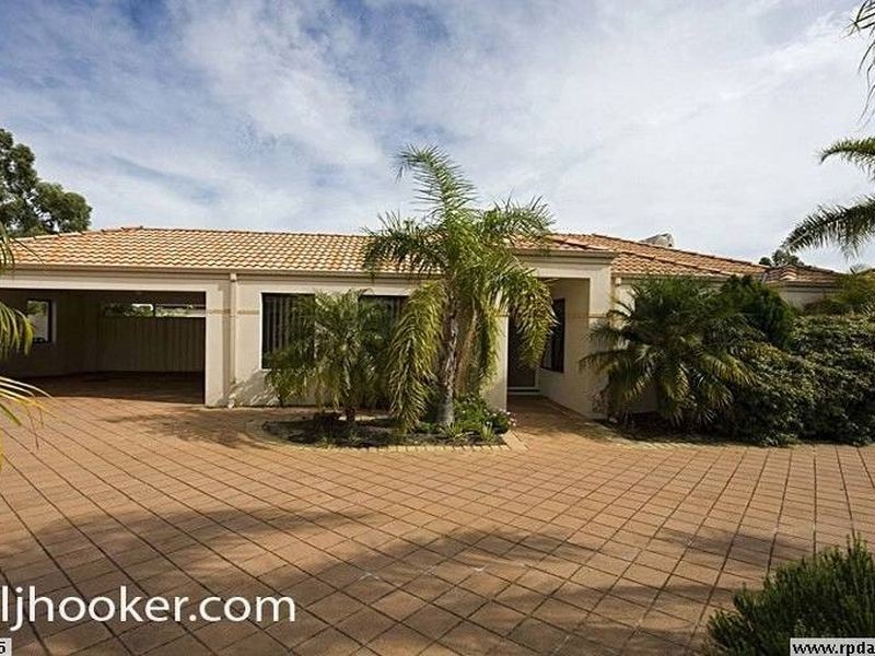 1/19 Holton Way, Cannington WA 6107