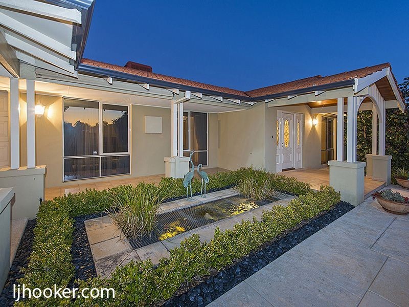 25 Marcus Avenue, Booragoon WA 6154