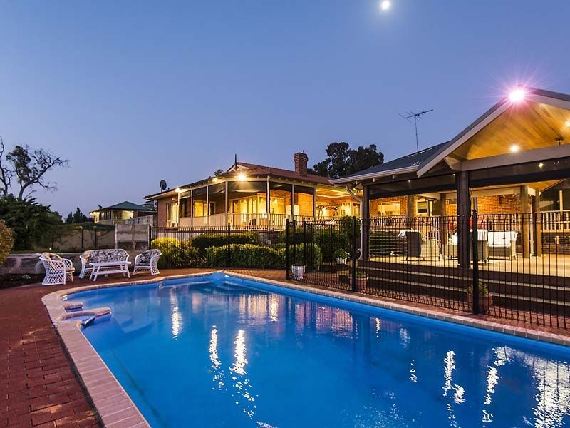 41 Brine Road, Kalamunda WA 6076