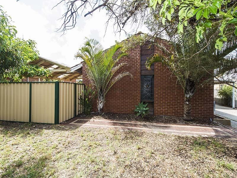 11 Holford Way, Wilson WA 6107