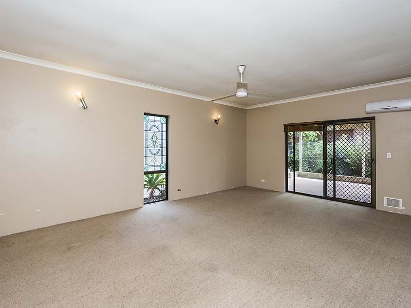 11 Holford Way, Wilson WA 6107