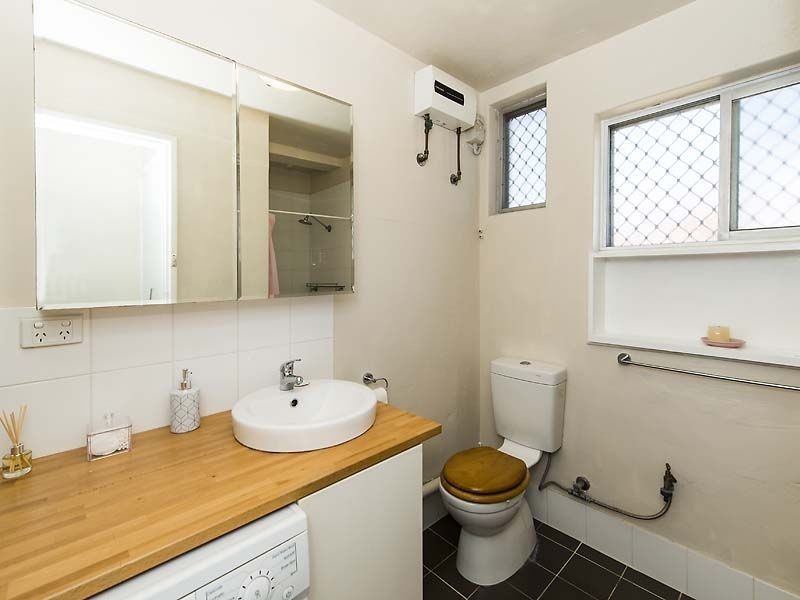 6/13 Grant Place, Bentley WA 6102