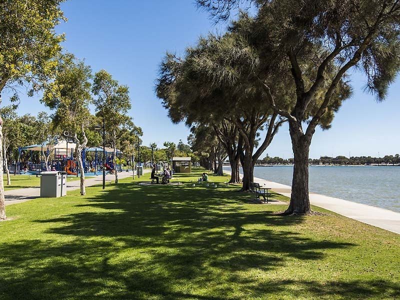 47 Cooper Street, Mandurah WA 6210