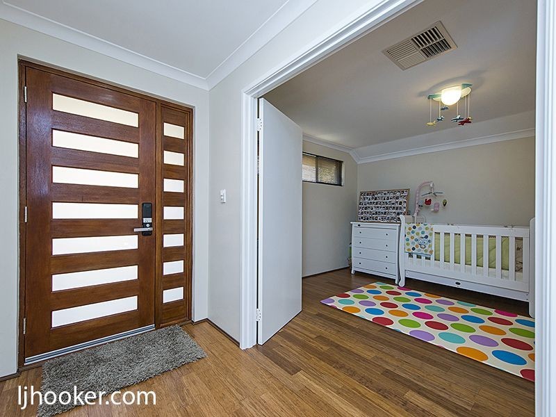12 Petersfield Lane, Wellard WA 6170