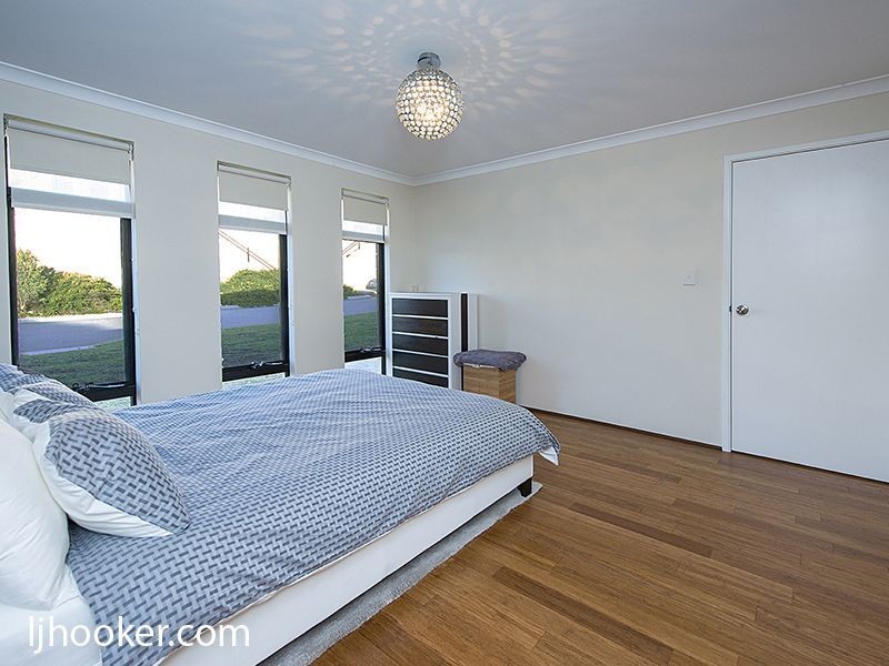 12 Petersfield Lane, Wellard WA 6170