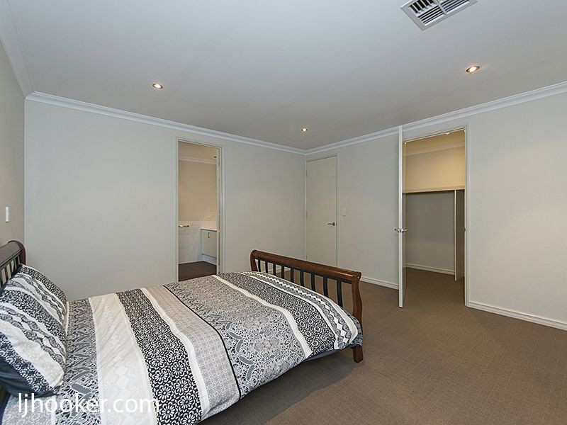 94 Sunbury Road, Victoria Park WA 6100