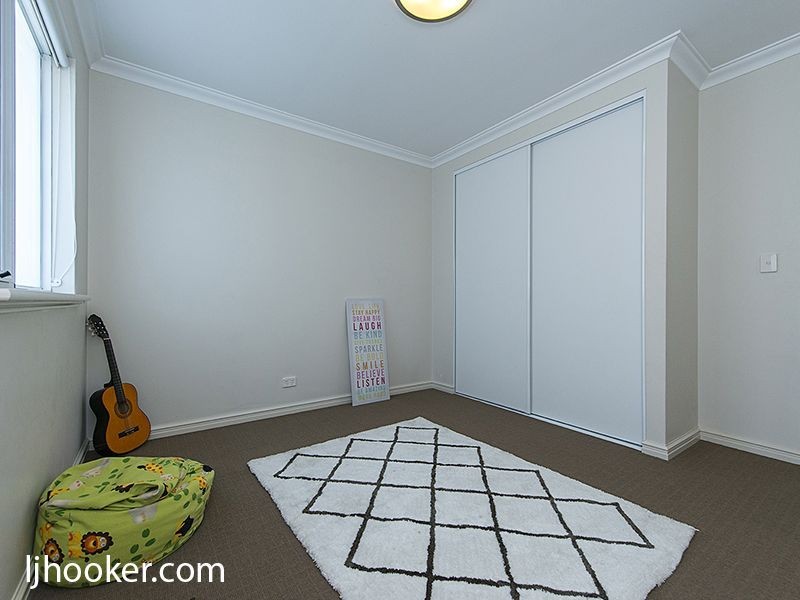 94 Sunbury Road, Victoria Park WA 6100