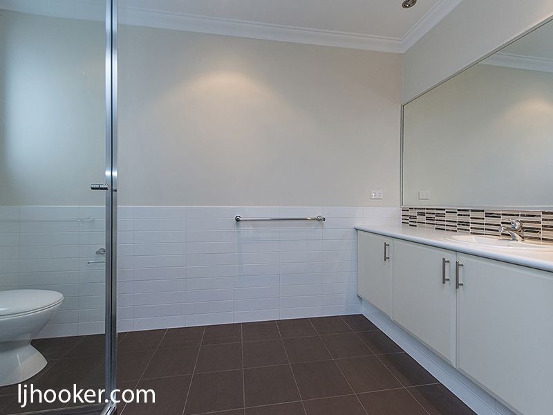 94 Sunbury Road, Victoria Park WA 6100