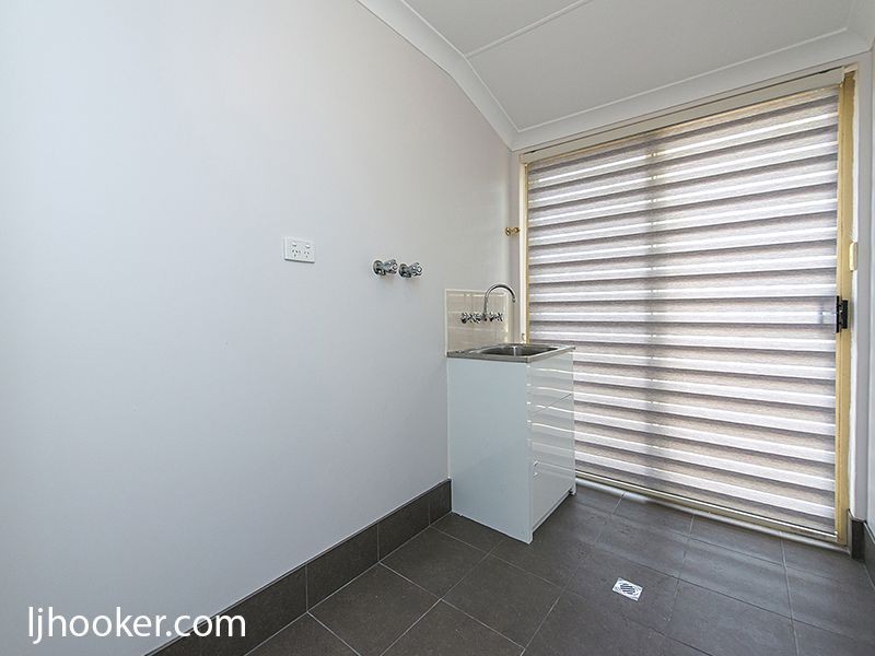 12 Lagoon Heights, Ballajura WA 6066