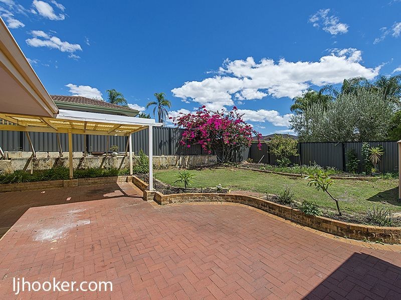 12 Lagoon Heights, Ballajura WA 6066
