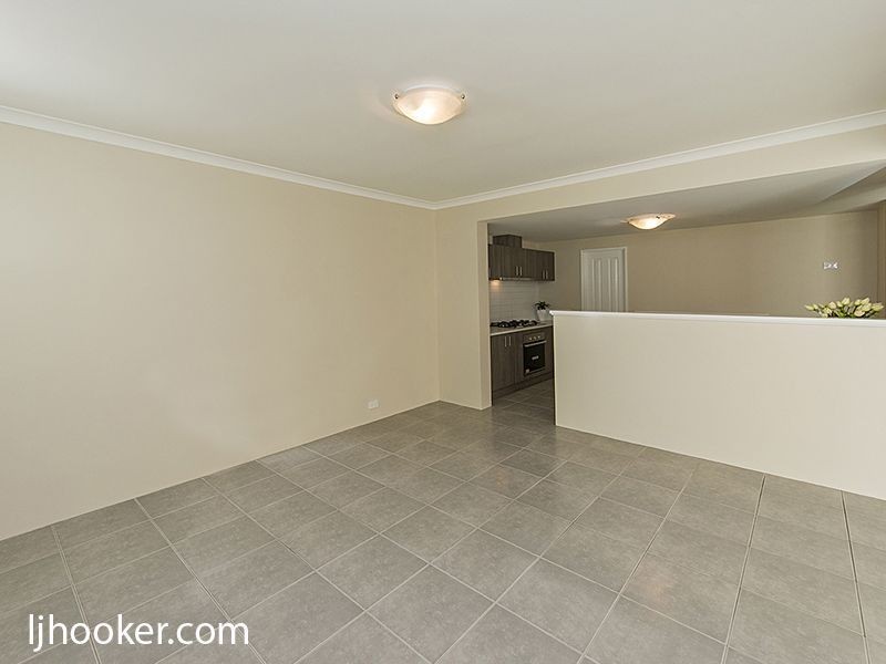 2/137 Fitzroy Road, Rivervale WA 6103