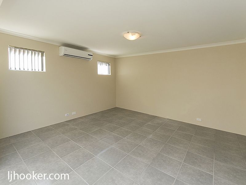 2/137 Fitzroy Road, Rivervale WA 6103