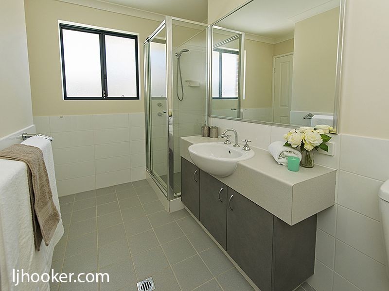 2/137 Fitzroy Road, Rivervale WA 6103