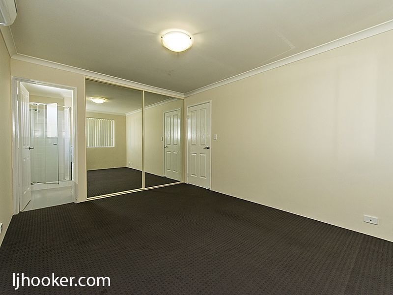 2/137 Fitzroy Road, Rivervale WA 6103