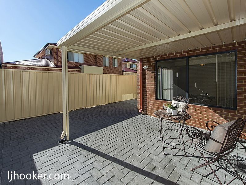 2/137 Fitzroy Road, Rivervale WA 6103
