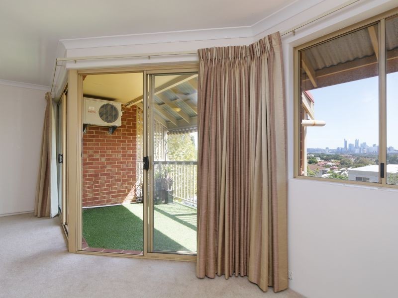 10/12 King George Street, Victoria Park WA 6100