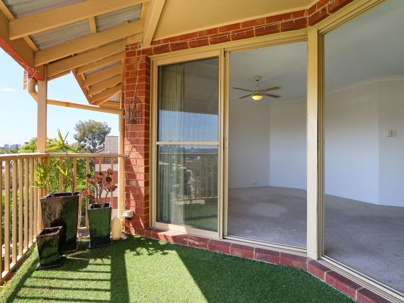 10/12 King George Street, Victoria Park WA 6100