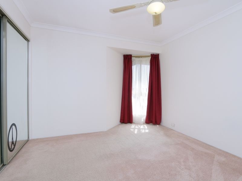 10/12 King George Street, Victoria Park WA 6100