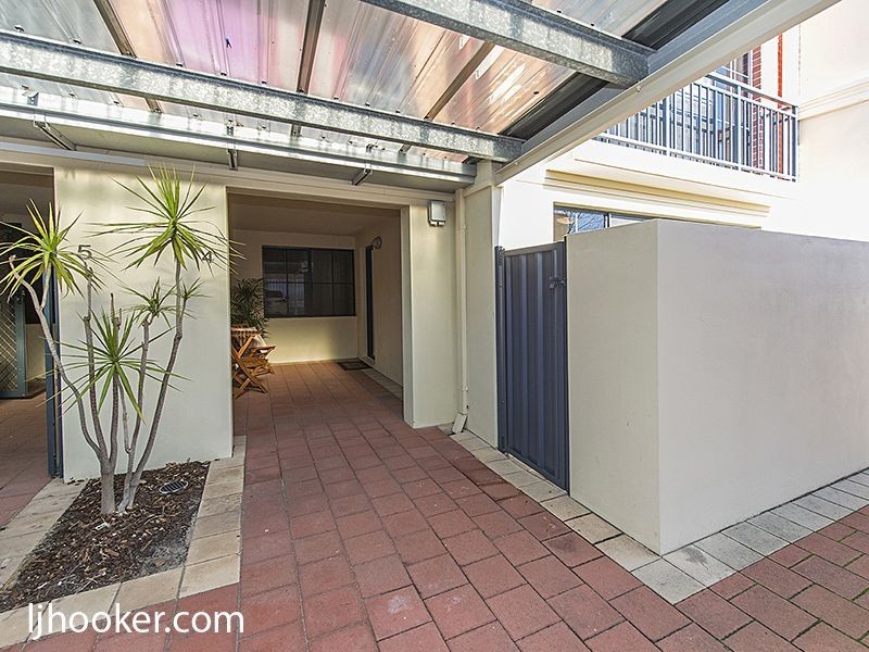 4/4 Lichfield Street, Victoria Park WA 6100