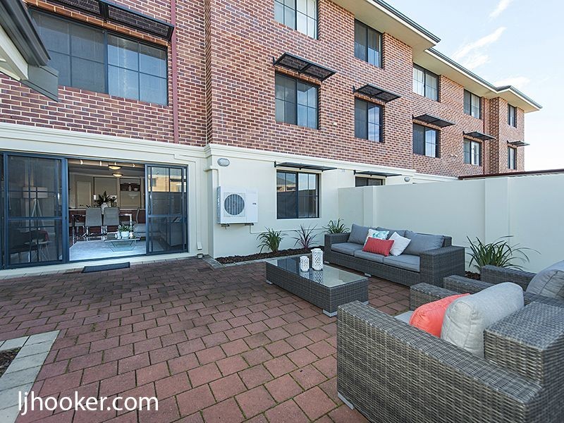 4/4 Lichfield Street, Victoria Park WA 6100