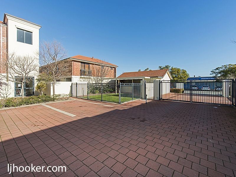 4/4 Lichfield Street, Victoria Park WA 6100