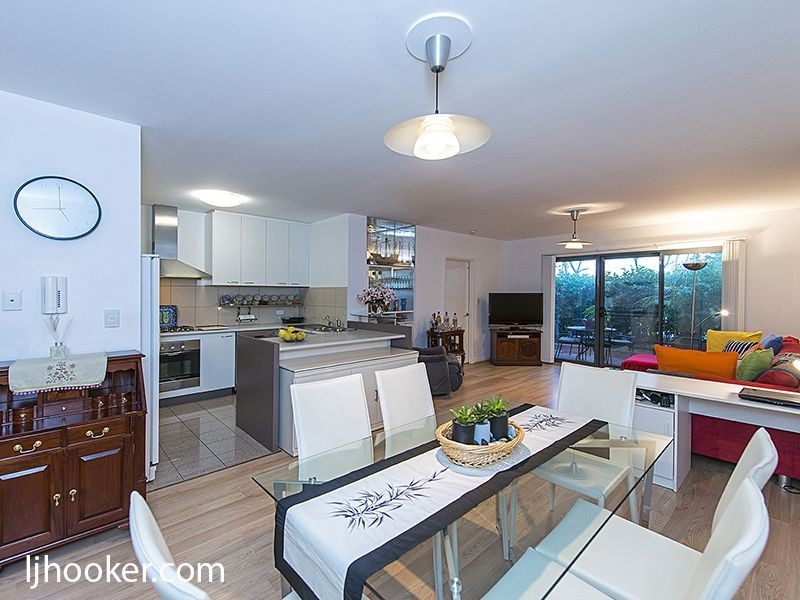 18/25 Melville Parade, South Perth WA 6151