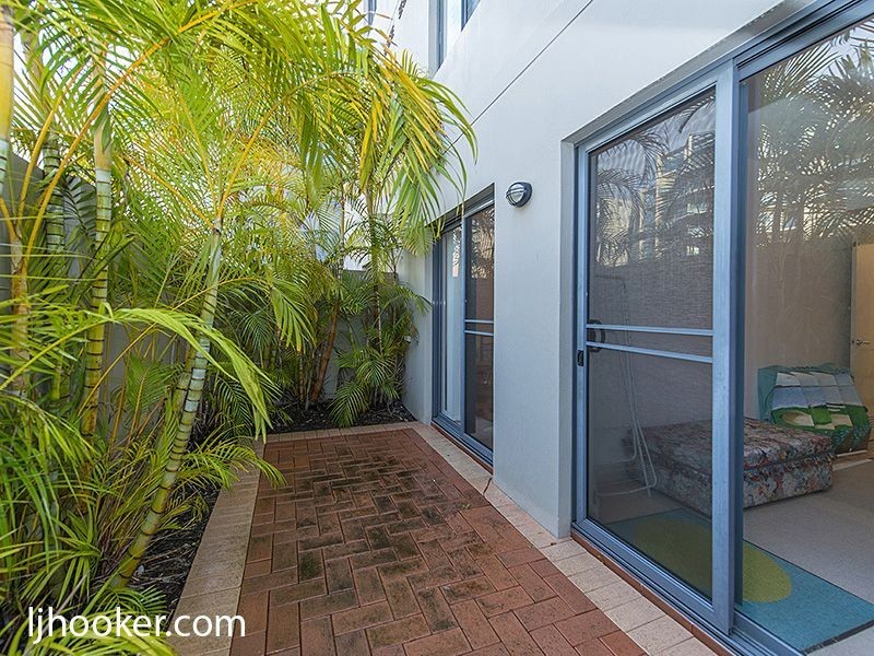 18/25 Melville Parade, South Perth WA 6151