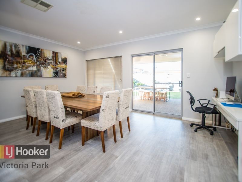 4 Wharton Parade, Caversham WA 6055