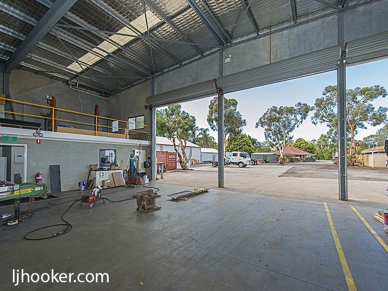 222-224 Maddington Road, Maddington WA 6109